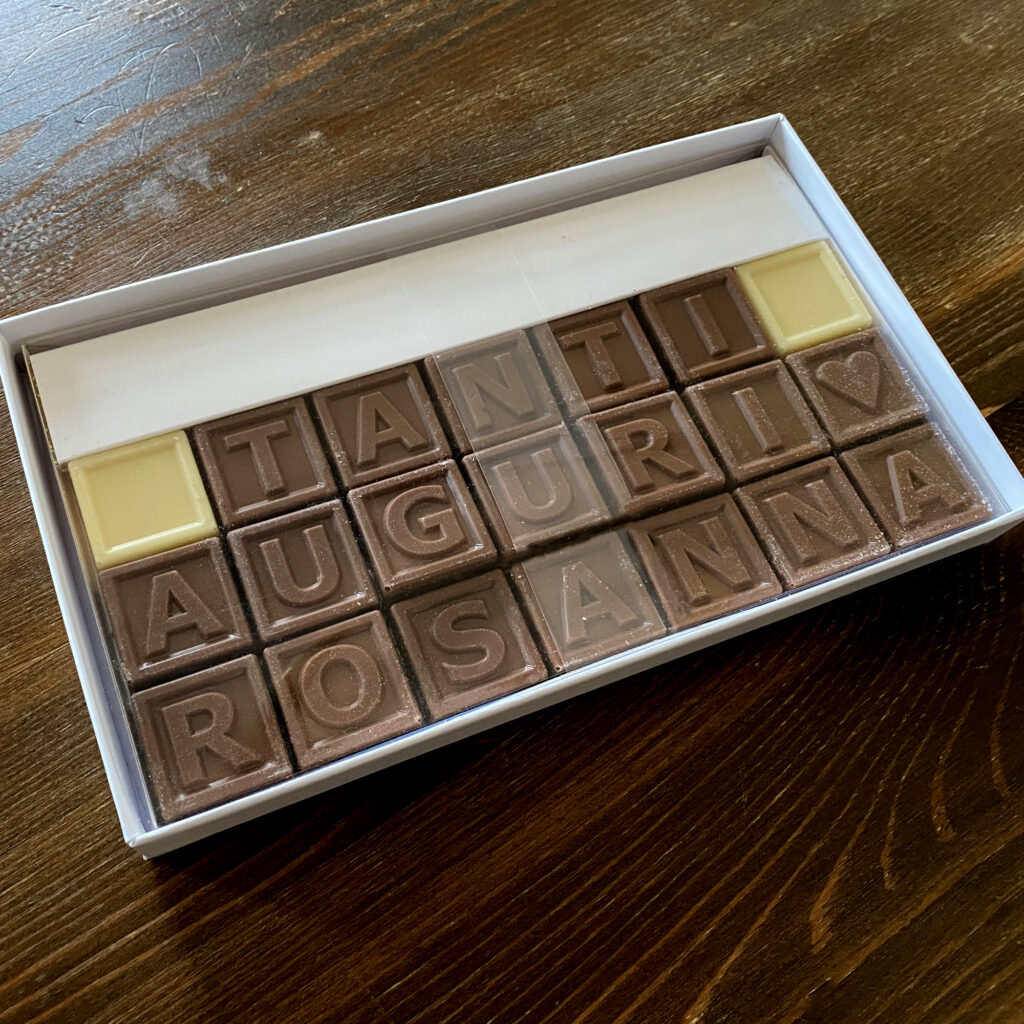 Telegramma di cioccolato personalizzato - 14 caratteri