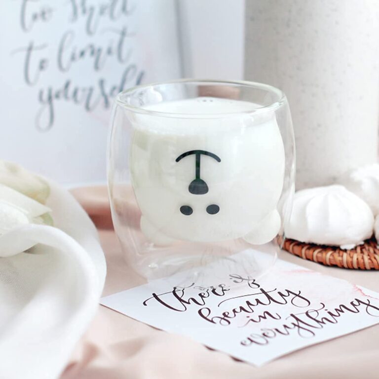 Set regalo tazza mug gatto bianco, crema mani e asciugamani magico